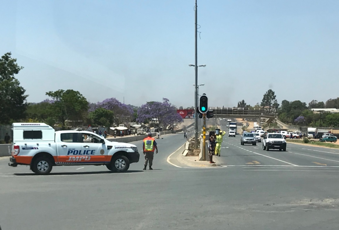 JUST IN Protest underway in Zandspruit following disconnections by